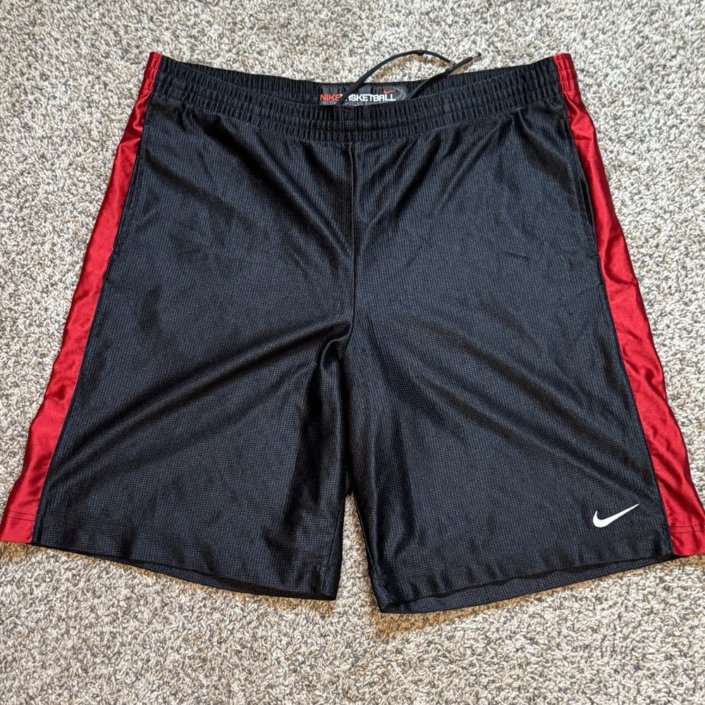 Nike Shorts Basketball Men's XL Training Sports Pockets Black Mesh Dazzle Y2K
